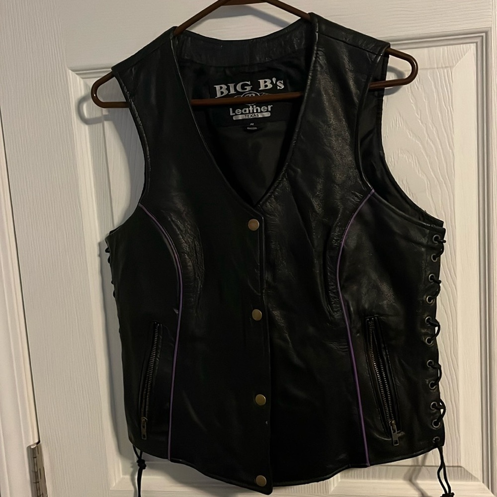 Big B’s Leather vest size Medium